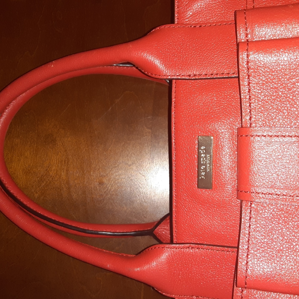 Kate Spade Purs - Picture 6 of 11
